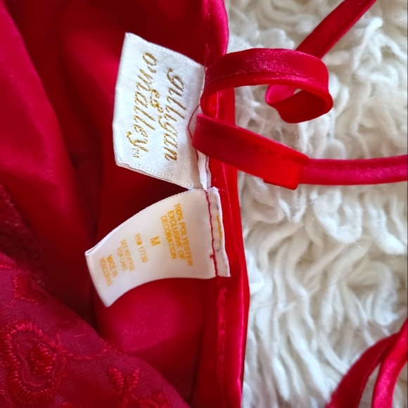 Women's red long slip sz M - Picture 3 of 3